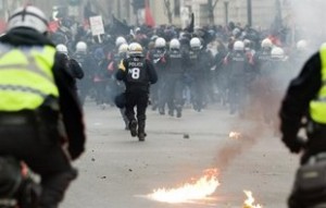 Manif du 1er mai à Montréal: 107 manifestants arrêtés