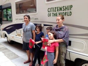 Tour du monde en camping-car : Une famille ambassadrice du Maroc
